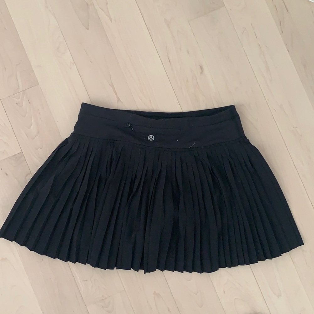 Lulu running/tennis skirt